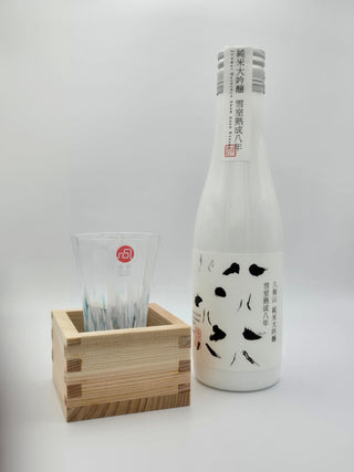 Snow flower (Sake cup with masu box)