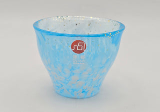 Melting snow (Sake cup in gift box)